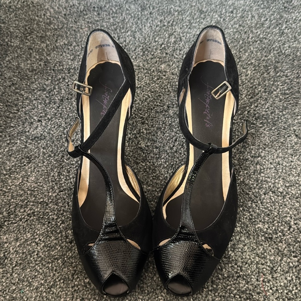 Peter Kaiser Designer Heels